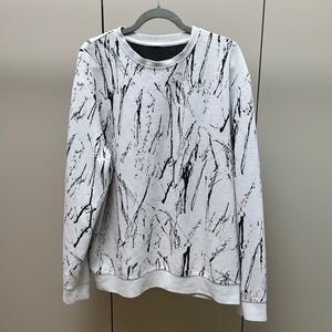 H&M Black and White Crew Neck Sweater